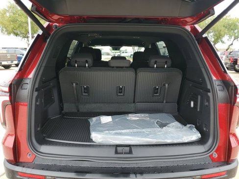 New 2026 Chevrolet Traverse LT w/ Driver Confidence Package image 14