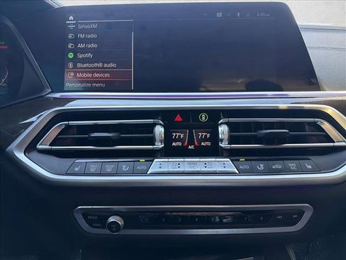 Used 2022 BMW X5 xDrive40i w/ Premium Package image 18