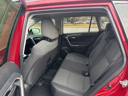Used 2023 Toyota RAV4 XLE image 10