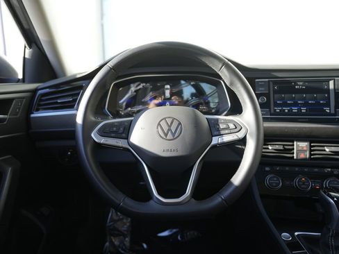 Used 2023 Volkswagen Jetta SE FWD image 45
