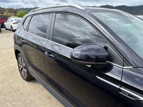 Used 2024 Volkswagen Taos SE FWD image 5