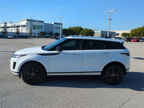 Used 2026 Land Rover Range Rover Evoque S image 7
