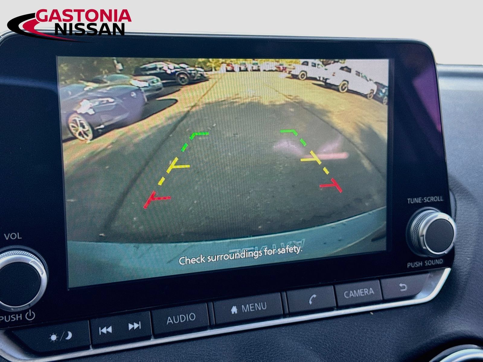 Used 2025 Nissan Sentra SR FWD image 17
