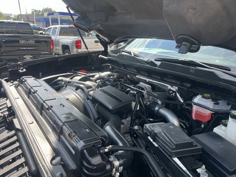 Used 2024 Chevrolet Silverado 2500 LT image 12