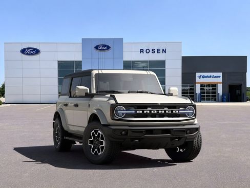 New 2026 Ford Bronco Outer Banks AWD/4WD image 4