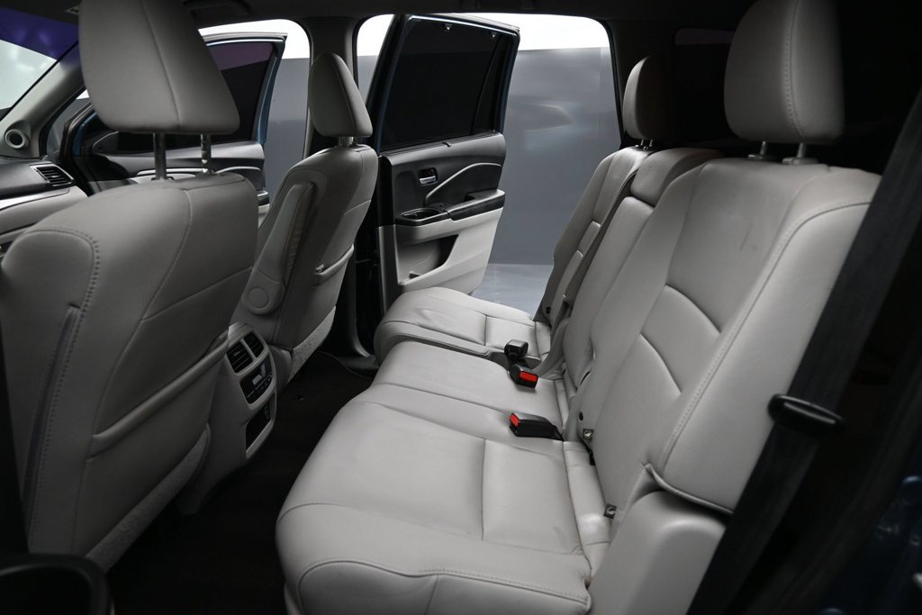 Used 2021 Honda Pilot Special Edition image 18