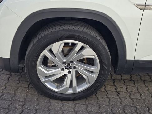 Certified 2023 Volkswagen Atlas Cross Sport SE FWD image 11