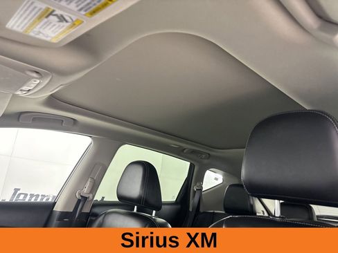 Used 2024 Nissan Murano SL image 12