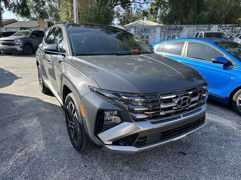 Used 2026 Hyundai Tucson Limited AWD/4WD image 2