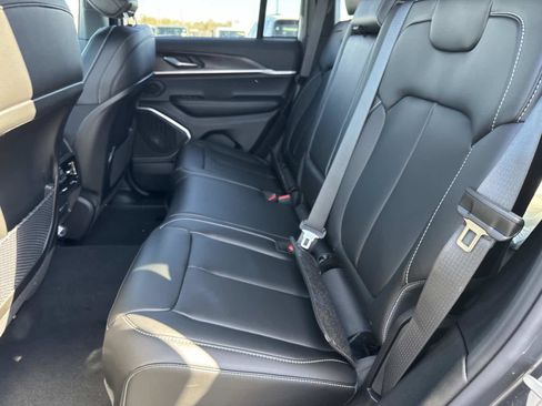 New 2026 Jeep Grand Cherokee Limited w/ Limited Altitude Package RWD image 8