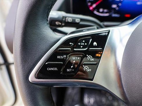 Used 2024 Mercedes-Benz GLA 250 4MATIC image 14