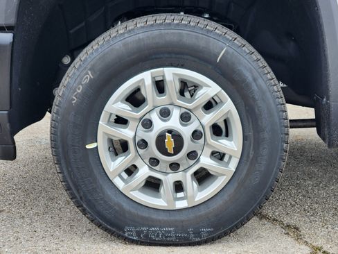 New 2026 Chevrolet Silverado 2500 W/T RWD image 7