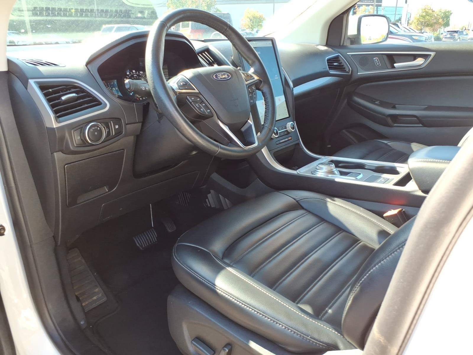 Used 2024 Ford Edge SEL AWD/4WD image 13