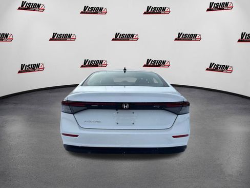 Used 2025 Honda Accord SE image 6