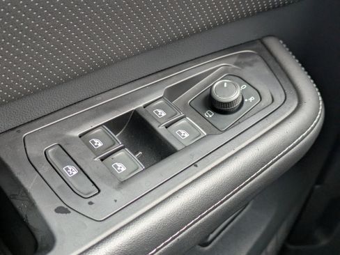 Certified 2024 Volkswagen Atlas SEL Premium R-Line image 27