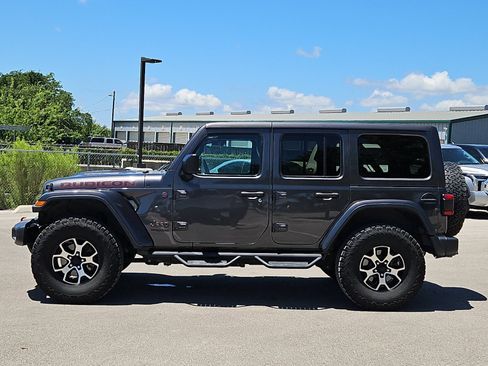 Used 2020 Jeep Wrangler Unlimited Rubicon w/ LED Lighting Group AWD/4WD image 2