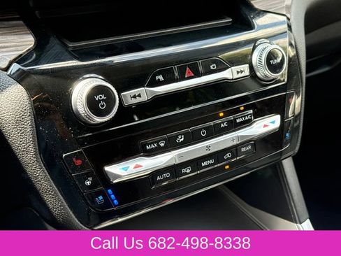 Used 2023 Ford Explorer Limited AWD/4WD image 28