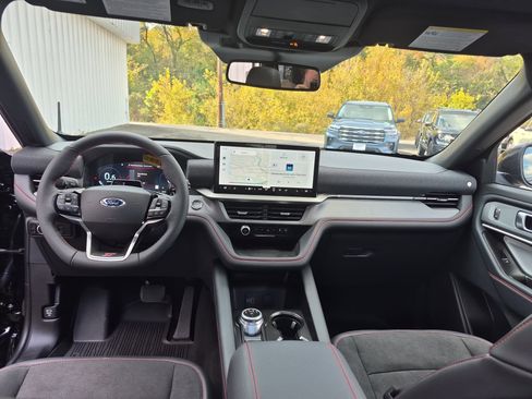 New 2026 Ford Explorer ST w/ Sun And Sound Package image 22