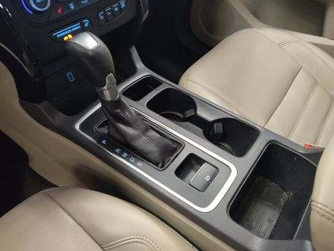 Used 2017 Ford Escape Titanium w/ Equipment Group 301A image 26