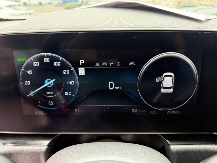 Used 2023 Kia Niro Wave w/ Wave Preserve Package FWD image 13