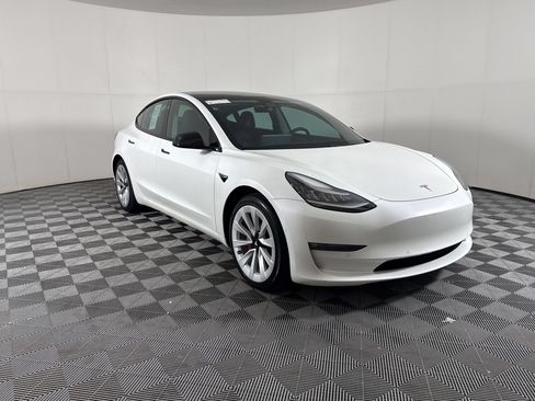 Used 2021 Tesla Model 3 Long Range AWD/4WD image 7