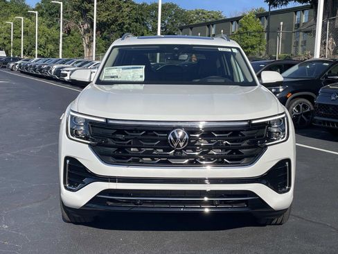 New 2026 Volkswagen Atlas SEL Premium R-Line AWD/4WD image 2