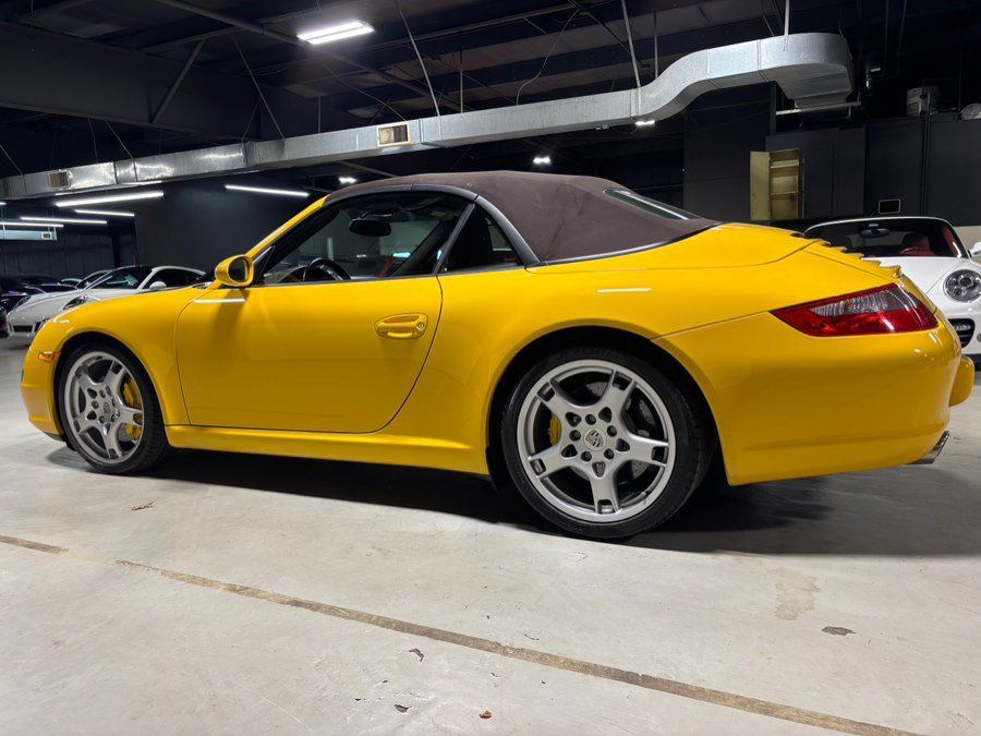 Used 2006 Porsche 911 Carrera S RWD image 5