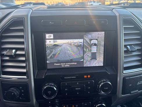 Used 2017 Ford F350 Lariat image 29