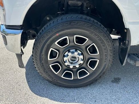 Used 2024 Ford F250 XLT w/ FX4 Off-Road Package AWD/4WD image 28