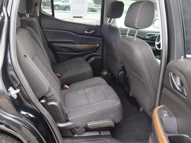 Used 2019 GMC Acadia SLE w/ Driver Alert Package I FWD image 11