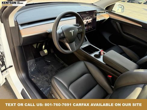 Used 2024 Tesla Model Y Long Range image 30