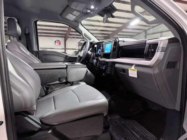 Used 2025 Ford F250 XL w/ XL Off-Road Package AWD/4WD image 14