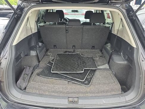 Used 2018 Volkswagen Tiguan S FWD image 5