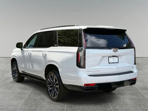 Certified 2023 Cadillac Escalade Sport w/ Touring Package image 12