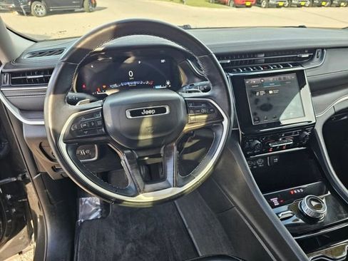 Used 2022 Jeep Grand Cherokee L Limited image 15