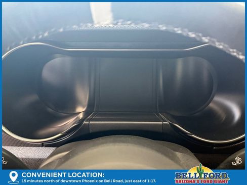 Used 2022 Ford Mustang Shelby GT500 w/ Technology Package image 34