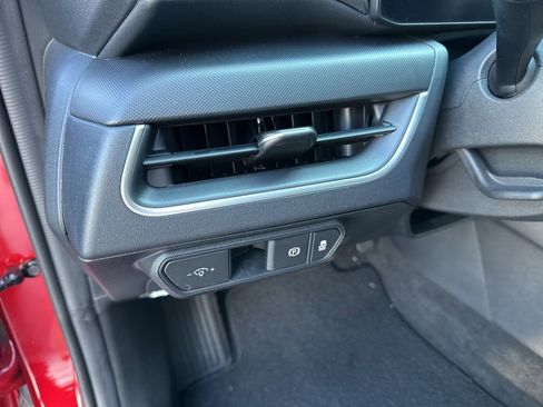 Used 2025 Kia K4 FWD image 31