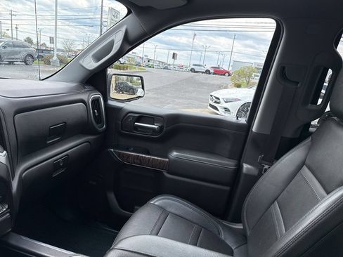 Used 2019 GMC Sierra 1500 Denali w/ Denali Ultimate Package AWD/4WD image 22