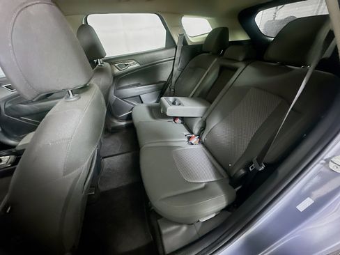 Used 2025 Kia Sportage LX FWD image 25