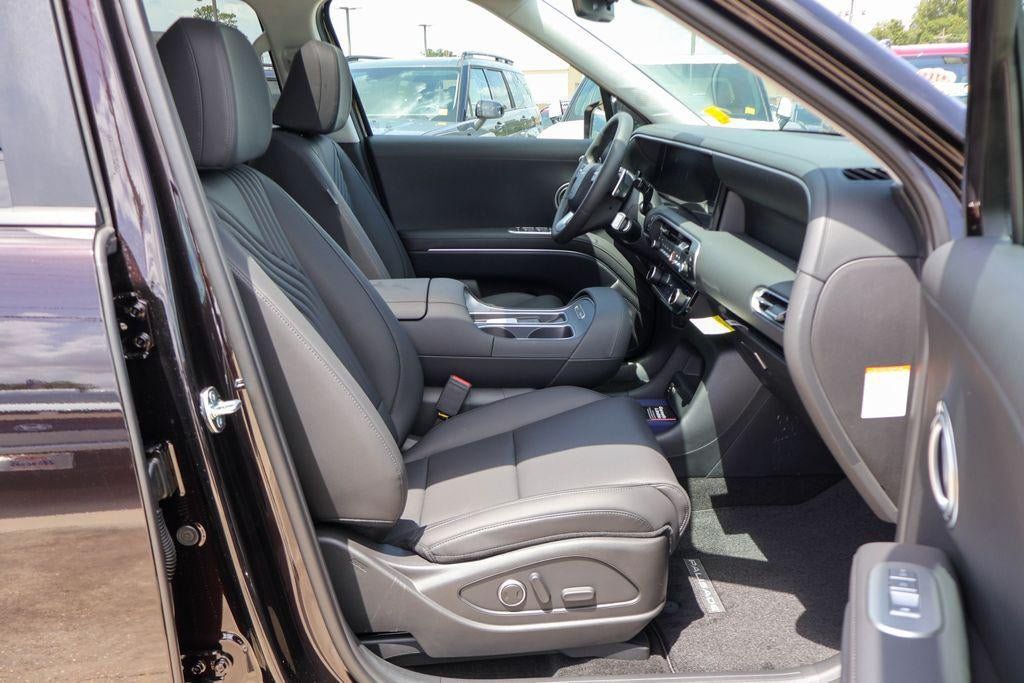 New 2026 Hyundai Palisade SEL Premium FWD image 8