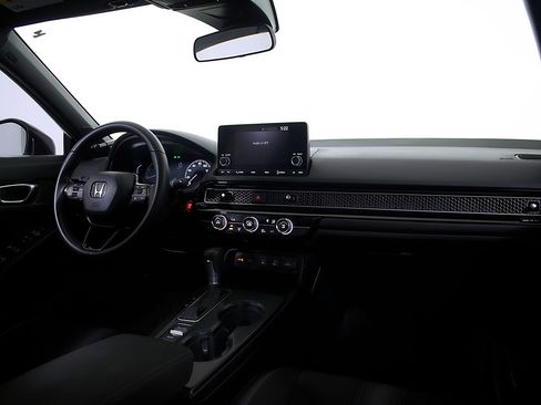 Used 2025 Honda Civic Sport image 22