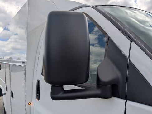 New 2025 Chevrolet Express 3500 w/ Power Convenience Package image 13