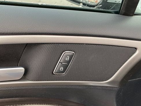 Used 2020 Ford Fusion SE w/ Equipment Group 151A image 17