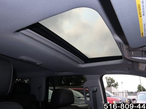 Used 2019 Chevrolet Tahoe Premier w/ RST 6.2L Performance Edition AWD/4WD image 24