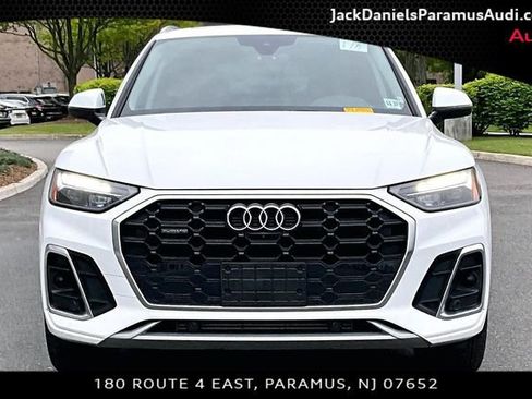 Used 2023 Audi Q5 2.0T Premium Plus w/ Premium Plus Package AWD/4WD image 3