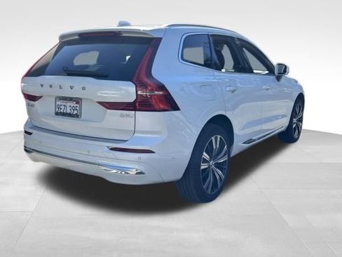Used 2023 Volvo XC60 B5 Plus w/ Climate Package image 3