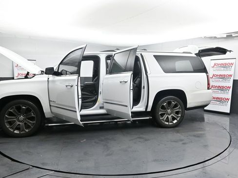 Used 2018 GMC Yukon XL Denali w/ Open Road Package image 28