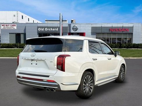 Used 2023 Hyundai Palisade Calligraphy image 4