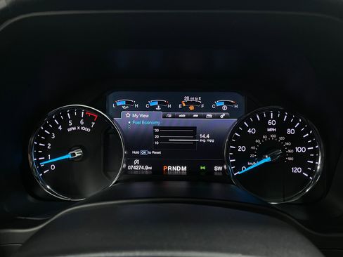 Used 2019 Ford Expedition Limited w/ Equipment Group 302A AWD/4WD image 23
