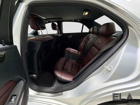 Used 2016 Mercedes-Benz E 400 Sedan image 27